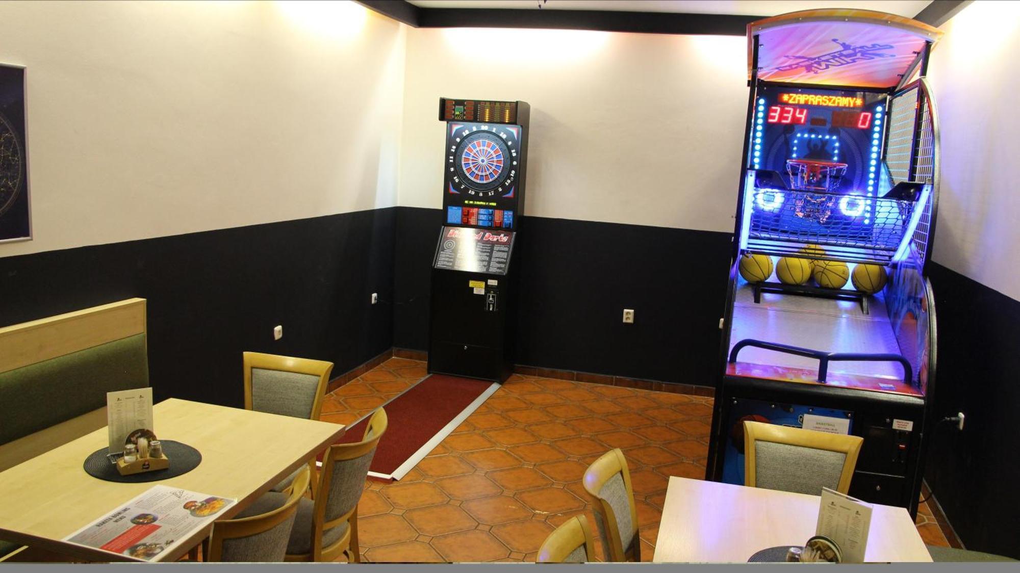 Penzion Raketa Bowling Όπαβα Εξωτερικό φωτογραφία